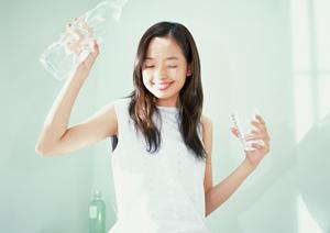 高価な健康補助食品も低価格で提供